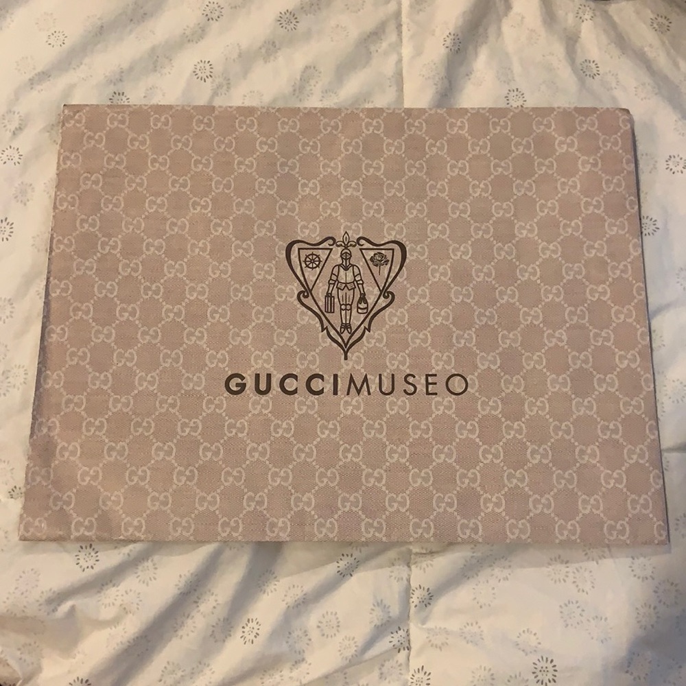 Gucci large special envelop